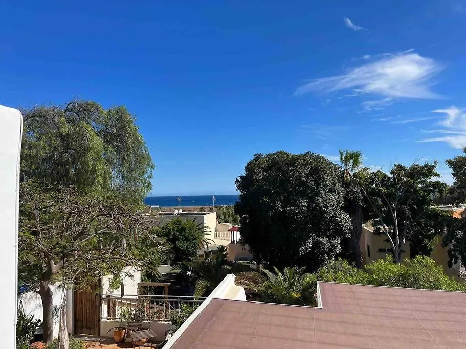 펜션 La Tejita Holiday House